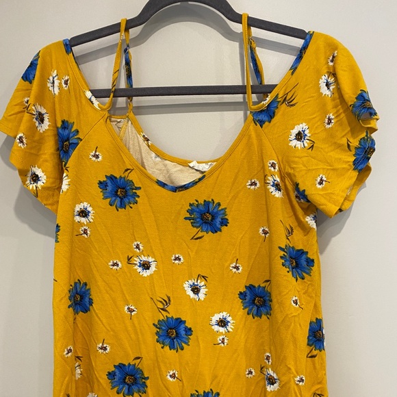 •2/$25• Mustard Yellow & Blue Floral Cold Shoulder Top by Mine - Picture 2 of 3